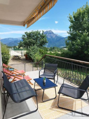 T3, 6 couchages 60m2 piscine, tennis vue sur lac